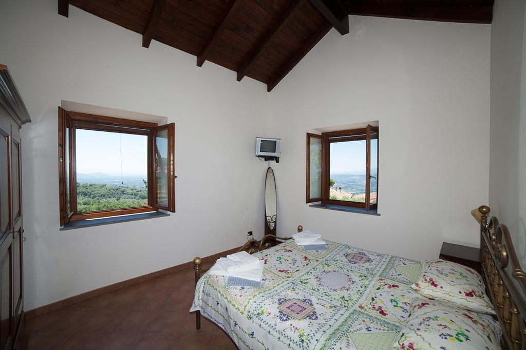 Agriturismo La Molara เซสซาอูรุนกา ภายนอก รูปภาพ