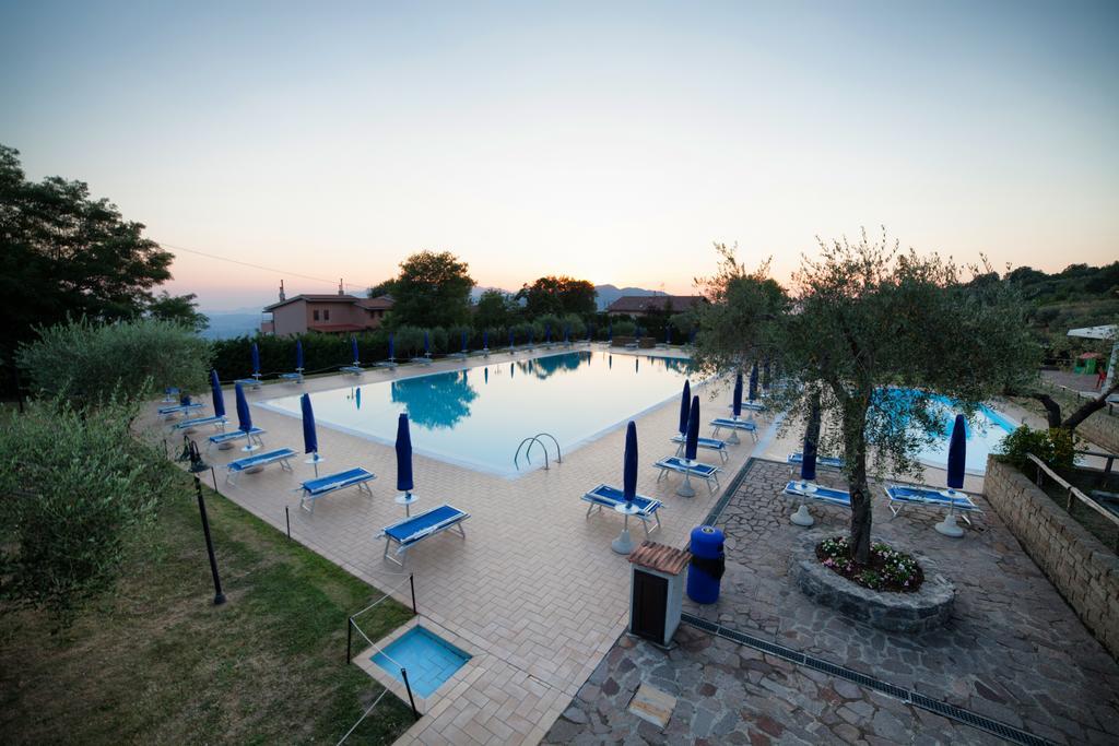Agriturismo La Molara เซสซาอูรุนกา ภายนอก รูปภาพ