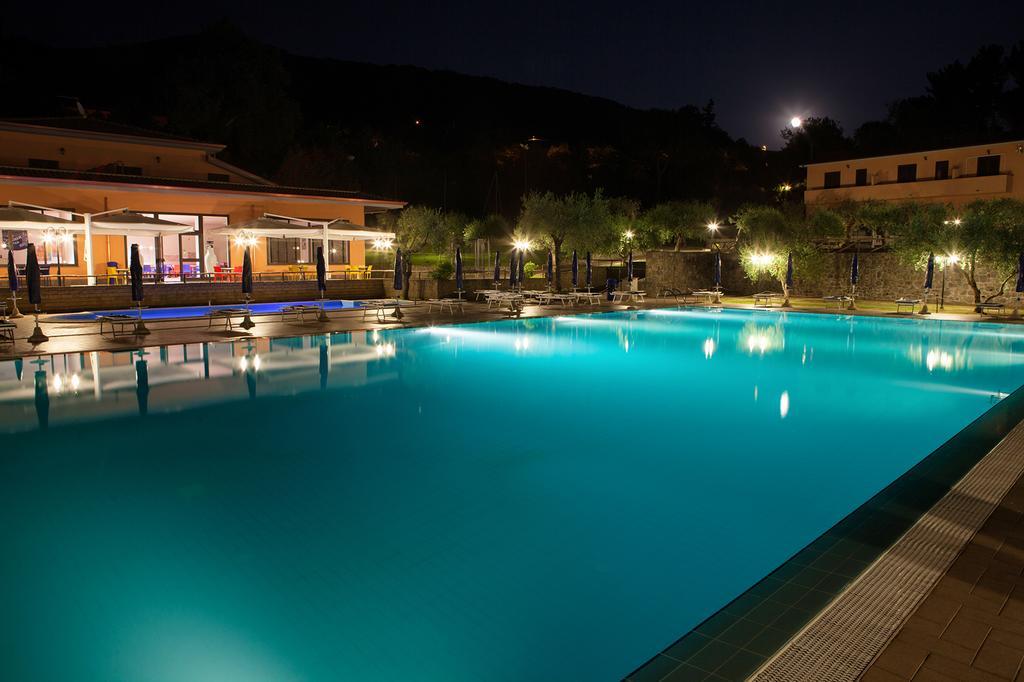 Agriturismo La Molara เซสซาอูรุนกา ภายนอก รูปภาพ