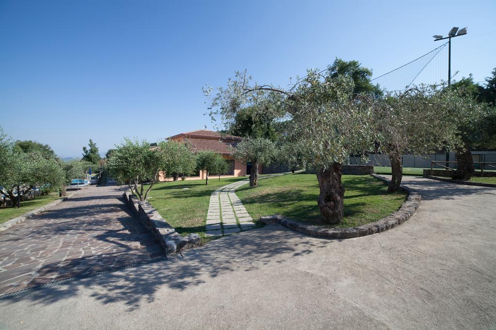 Agriturismo La Molara เซสซาอูรุนกา ภายนอก รูปภาพ